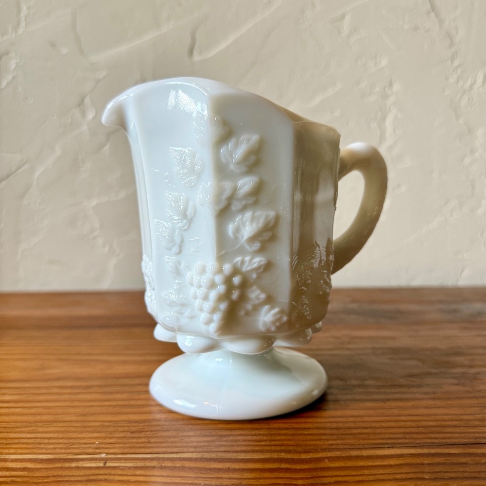 Westmoreland Milk Glass Grape Pattern Footed Creamer – Vintage Mid-Century - Picture 10 of 13